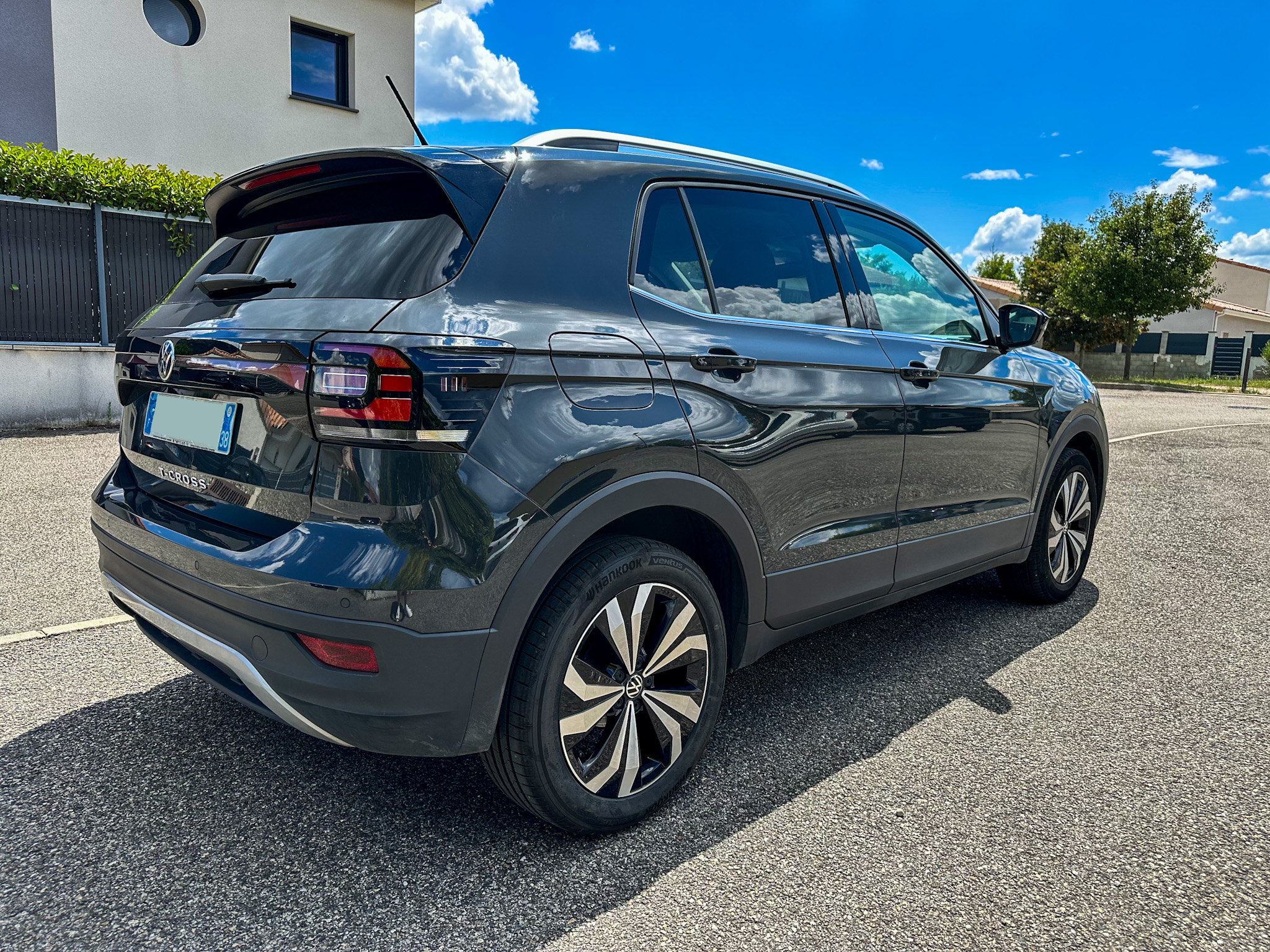 Volkswagen T-Cross 1.0 TSI 110 Carat - 2ème main - Keyless - Sièges chauffants - ACC - Cockpit - Carplay/Android Auto