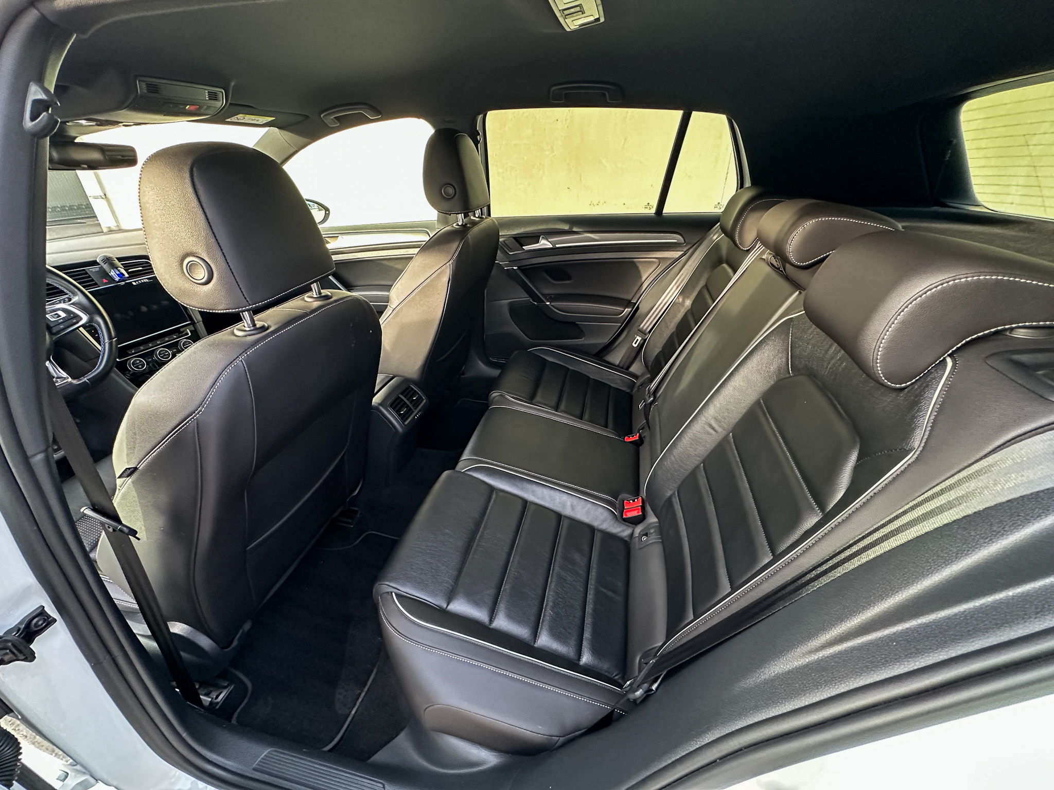 Volkswagen Golf VII GTE 1.4 TFSI Hybrid 204 Edition Limitée - N°129/200 - 2ème main - Entretien complet VW